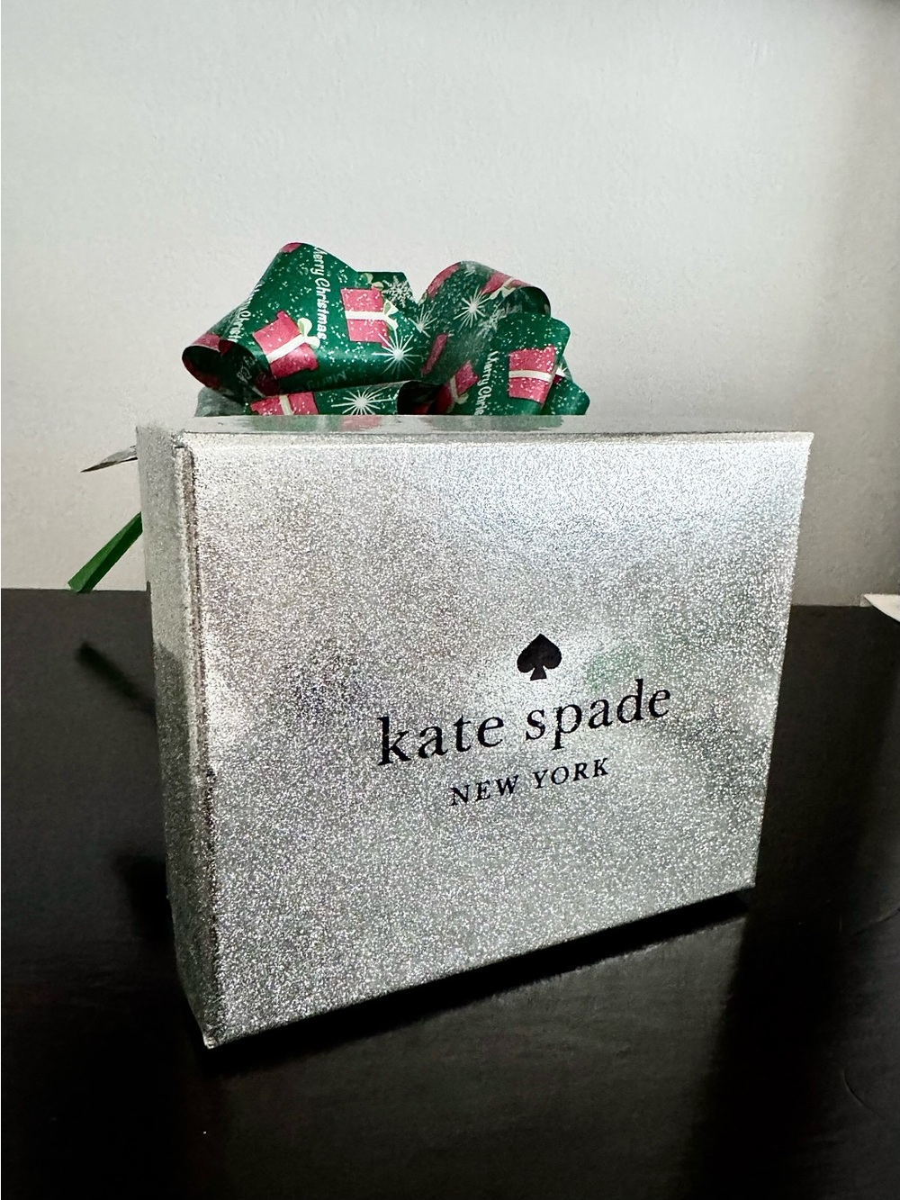 NIB Kate Spade Lunar Light Silver Glitter Boxed Small Slim Cardholder Wallet - Picture 5 of 8